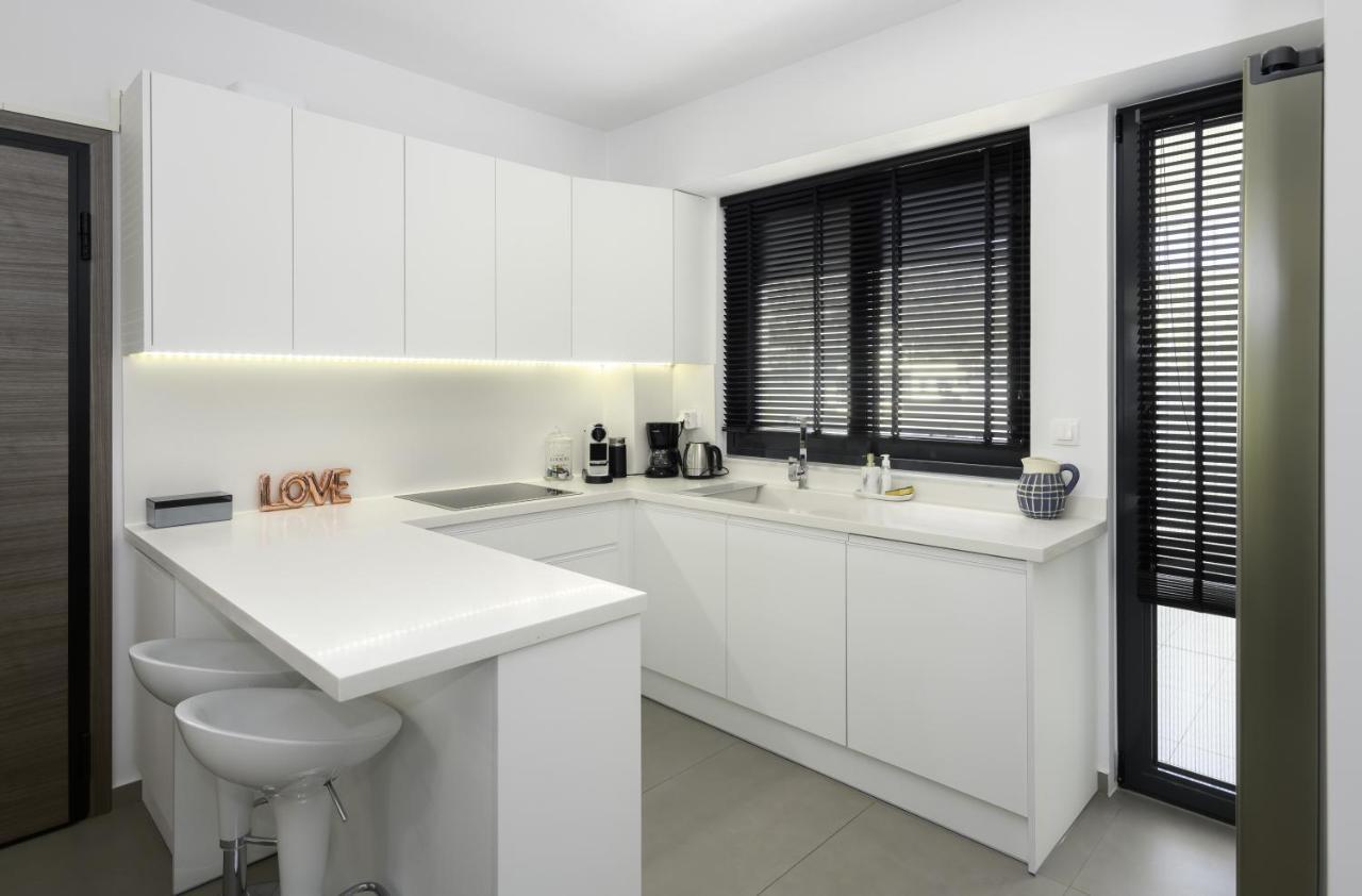 Apartmán Stylish 2Br Flat With Stunning Views & Prv Parking Atény Exteriér fotografie
