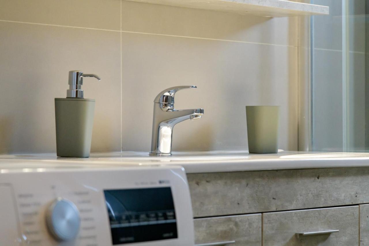 Apartmán Stylish 2Br Flat With Stunning Views & Prv Parking Atény Exteriér fotografie